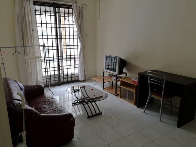 Desa Alor Vista 3Bedrooms 700sf Partly Renovated 1Fixed Carpark