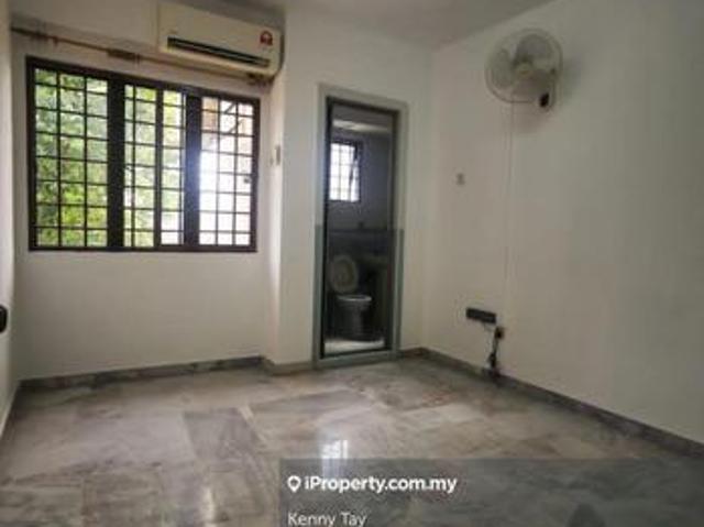 Desa Alpha Ground Unit Townhouse Freehold KL Home for Sale