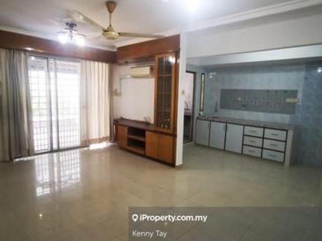 Desa Alpha Townhouse Lower Unit Freehold MoveIn Ready
