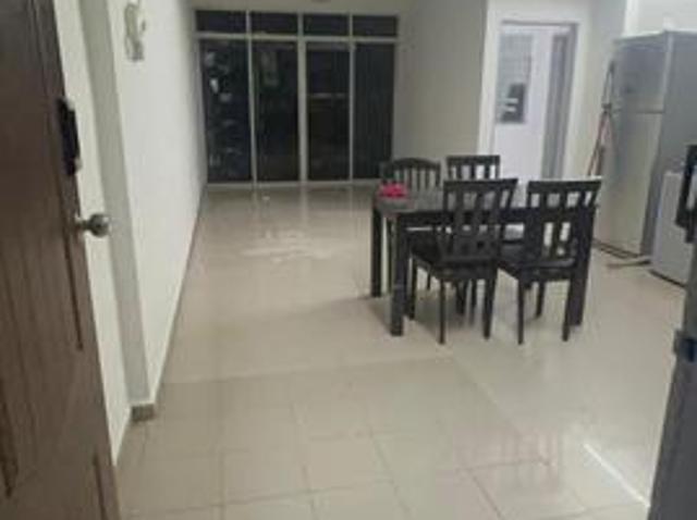 Desa Bukit Dumbar Fully Reno 1 Car Park Near Market