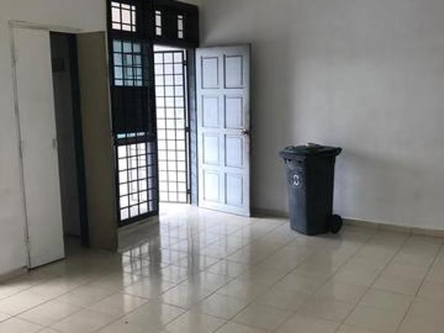 Desa Cemerlang Double Storey Terrace