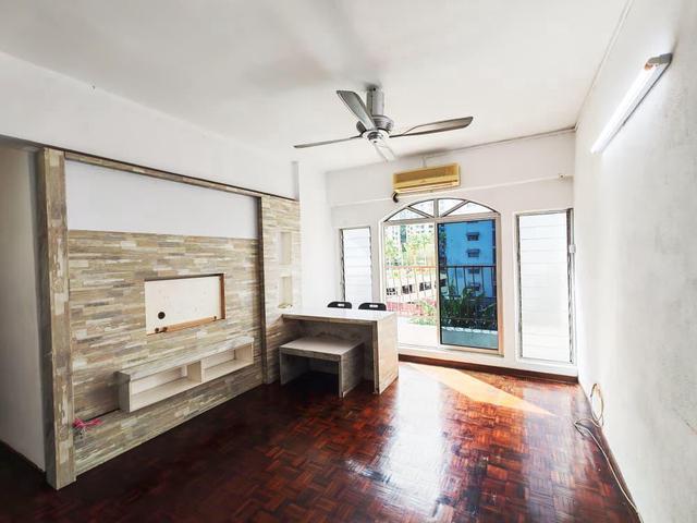 DESA DELIMA Apartment Block B 700sf GOOD CONDITION Farlim WORTH BUY