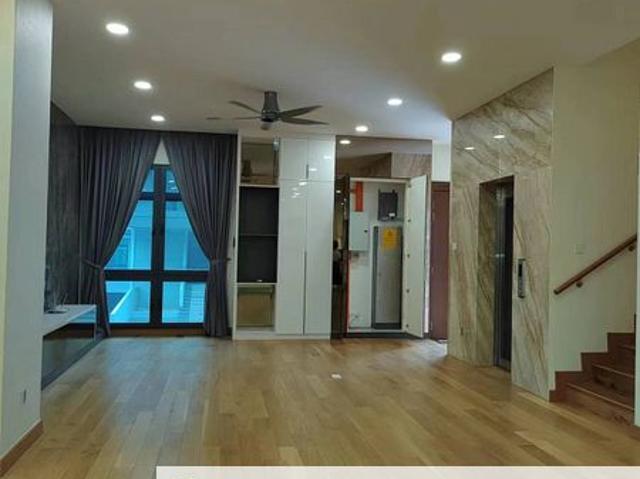 Desa Hill Villas