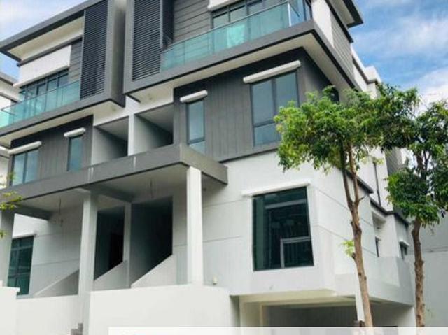 Desa Hill Villas