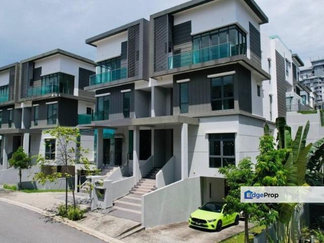 Desa Hill Villas