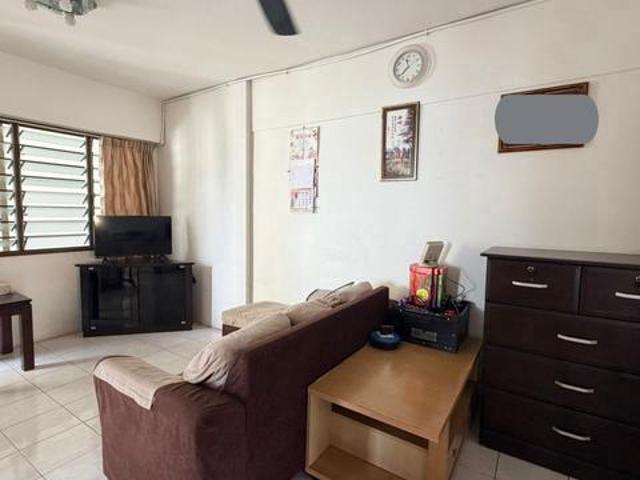 Desa Indah block 86 at Relau fully furnished 1 carpark