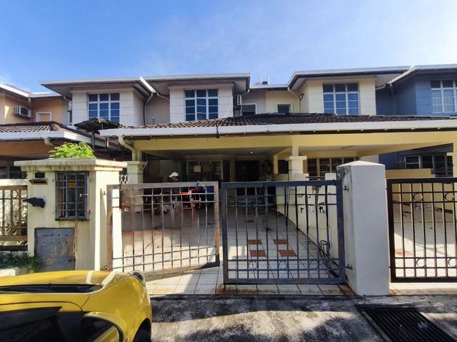 Desa latania Seksyen 36 Shah Alam Double Storey For Sale