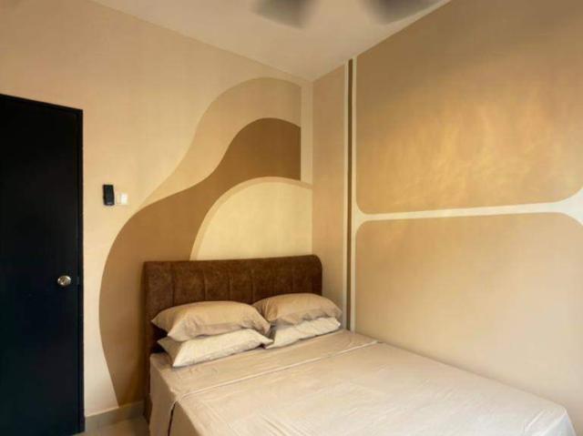 Desa Putra Condominium_R4 Large Room_Female