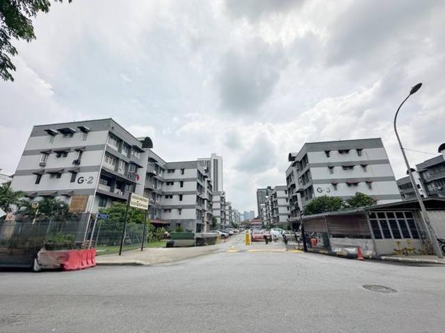 DESA PANDAN LOW FLOOR NON BUMI LOT Baiduri apartment Block G KL