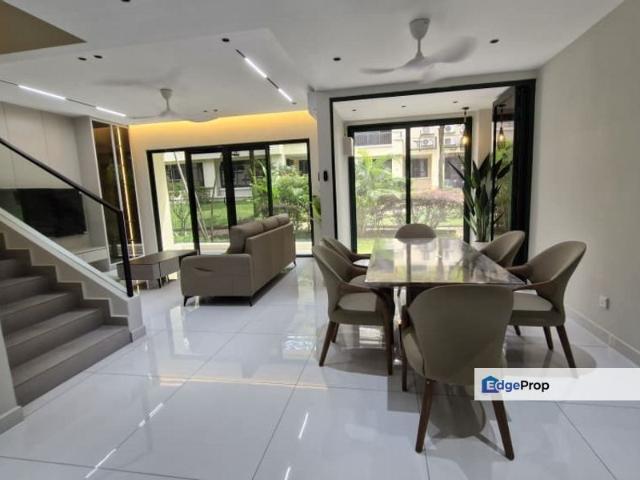 Desa ParkCity Nadia Parkhomes