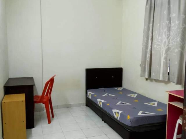 Desa Permai Indah Single Room included utilitites @ USM