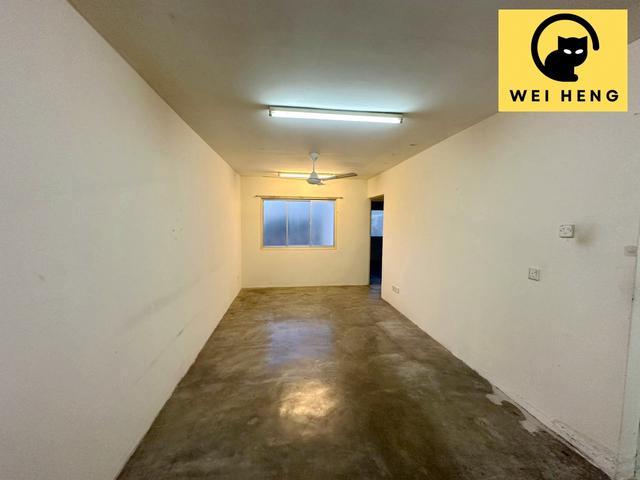 Desa pinang 2 ori unit in jelutong karpal singh for sell