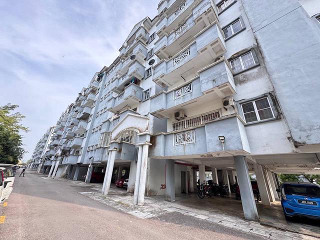 Desa Skudai Full Loan Unit Cheaper Market Hot Location Unit