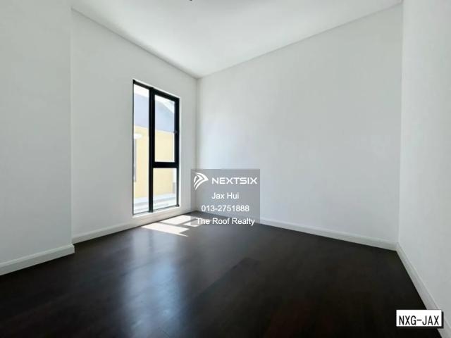 Desa Tebrau 24 x 80 double storey terrace house large size rare find in jb 5 mins to aeon tebrau