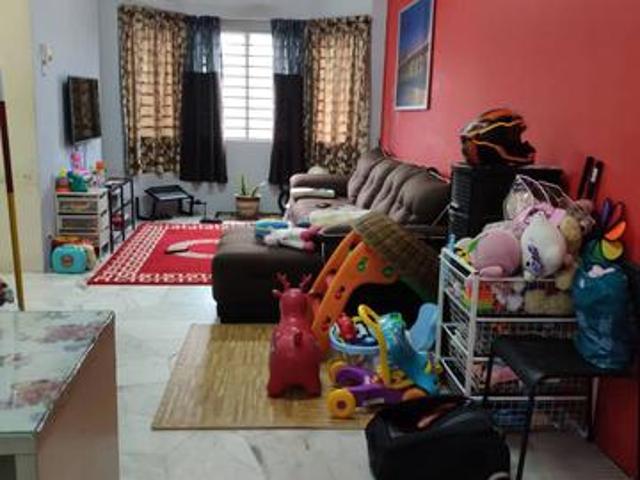 Desaminium Flora Apartment Lestari Perdana Seri Kembangan Equine LRT