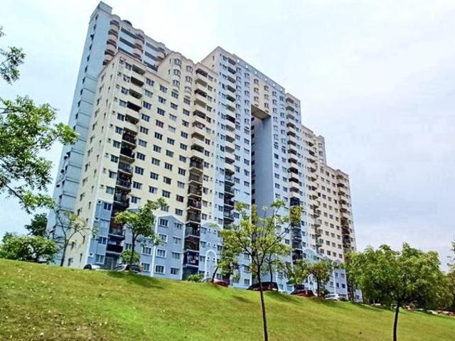 Desaminium Rimba apartment 5R3B1P at Puncak JalilPutra PermaiEquine