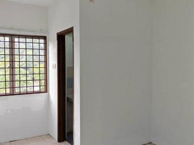 Desaminium Rimba apartment 5R3B1P at Puncak JalilPutra PermaiEquine