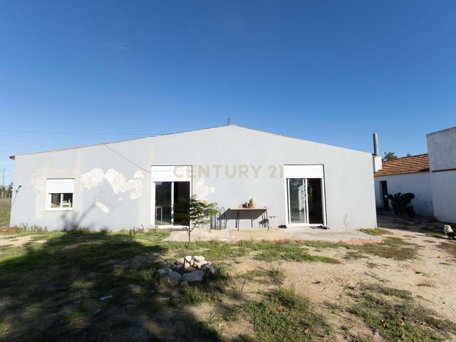 Descubra um Refúgio Único nas Margens do Rio Sado – Quinta nas Pontes, Setúbal