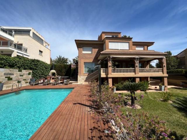 Descubra una villa señorial de lujo en Cabo de las Huertas. 576m² Alicante
