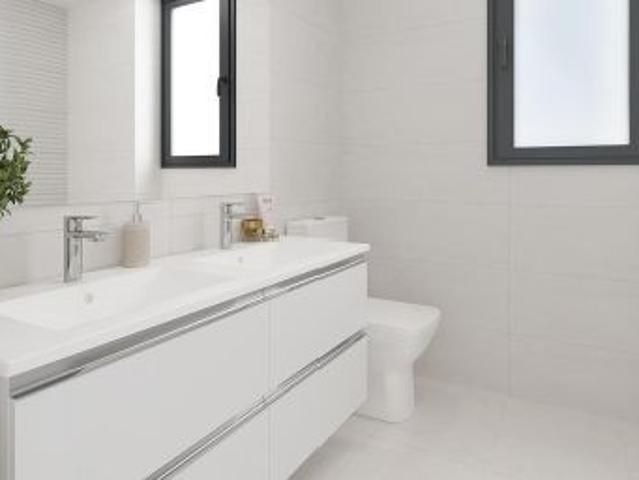 Descubra el lujo costero en Lagune Homes