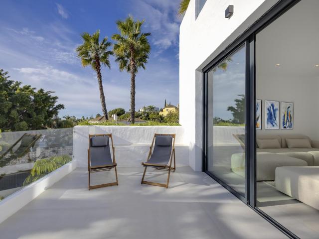 Descubra el máximo refinamiento del estilo de vida mediterrá. 207m² Estepona