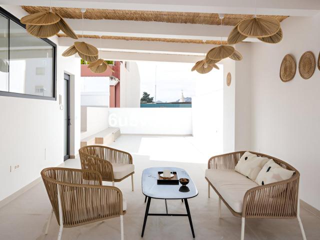 Descubra esta excepcional casa adosada situada en Fuente Oll. 219m² Málaga