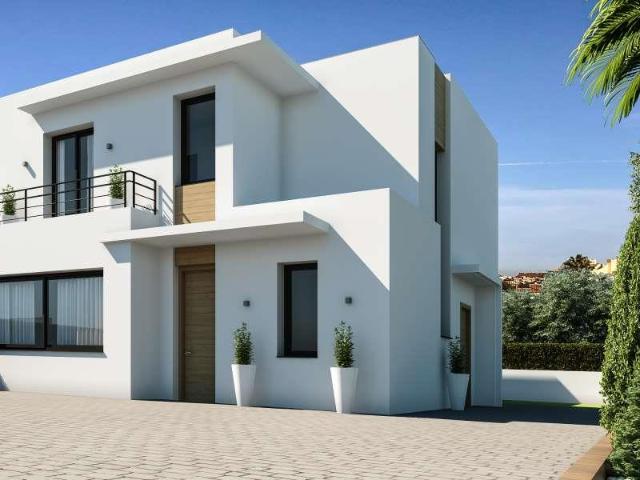 Descubra este elegante chalet en Denia, que cuenta con 3 amp. 155m² Jesus pobre