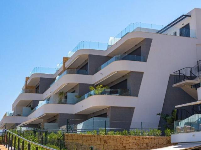 Descubra la esencia del lujo y la comodidad en este exclusiv. 157m² Finestrat