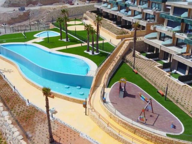 Descubra la esencia del lujo y la comodidad en este exclusiv. 196m² Finestrat