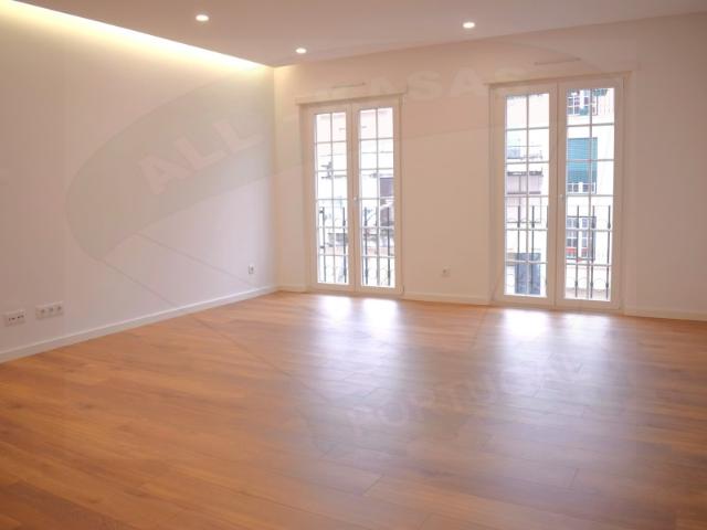 Descubra o Apartamento ideal para a sua Familia  T 2 NOVO, pronto a habitar na prestigiada Urbanização NEUDEL Amadora
