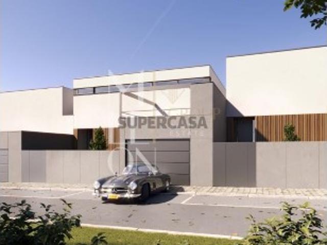 Projeto Chave na Mão: Moradia de Luxo em Braga Personalize o Seu Futuro Lar