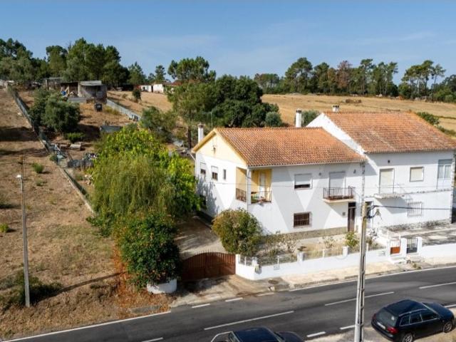 Descubra o seu Refúgio no Arneiro das Milhariças, Santarém
