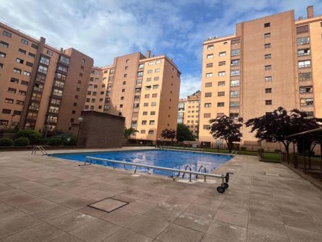 ¡Descubre tu próximo hogar! InmoRenta  Garantía Real de tu alquiler ofrece piso en Palomeras