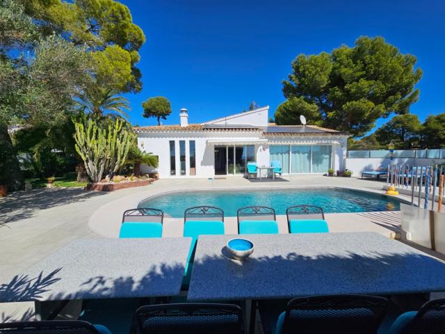 Descubre tu Refugio en Moraira Bienvenido a esta impresionan. 287m² Moraira