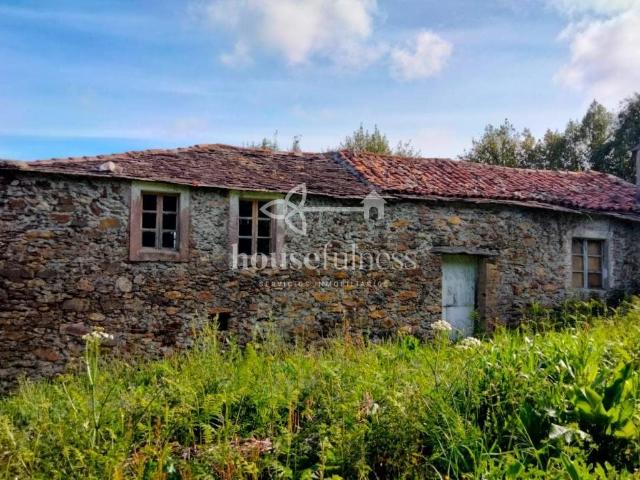 Descubre un retiro exclusivo en el corazón de la naturaleza. 171m² Ortigueira