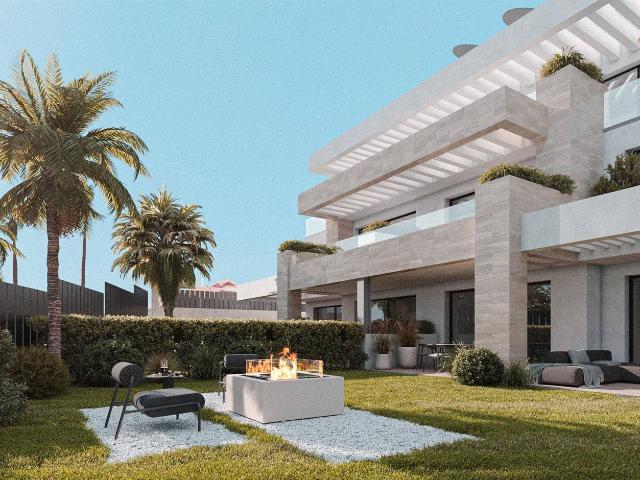 ¡Descubre el ático de tus sueños en Estepona! Noa Properties. 109m² Estepona