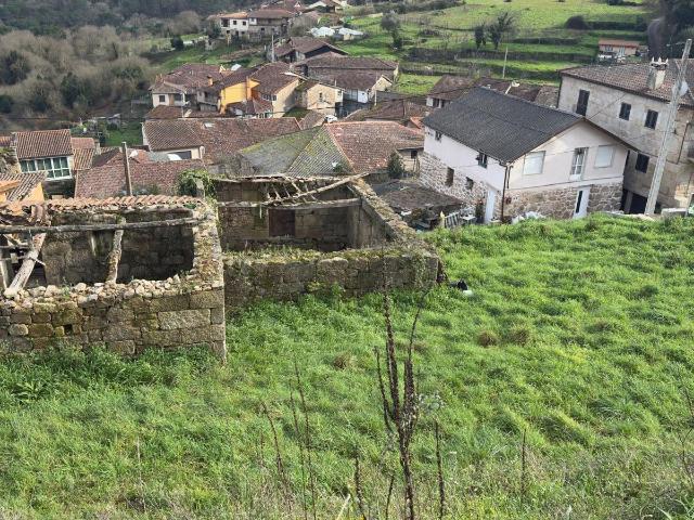 ¡Descubre el encanto de la vida rústica en esta impresionante finca en venta!
