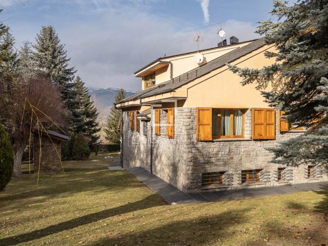 Excelente propiedad adosada a tres vientos en venta en Alp. 267m² Alp