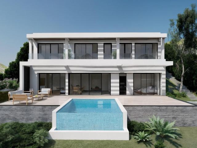 Descubre esta excepcional parcela edificable en la prestigiosa zona de Mijas Golf