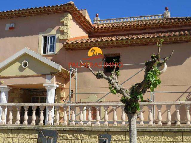 Descubre esta exclusiva vivienda completamente rehabilitada. 282m² Mont Roig del Camp