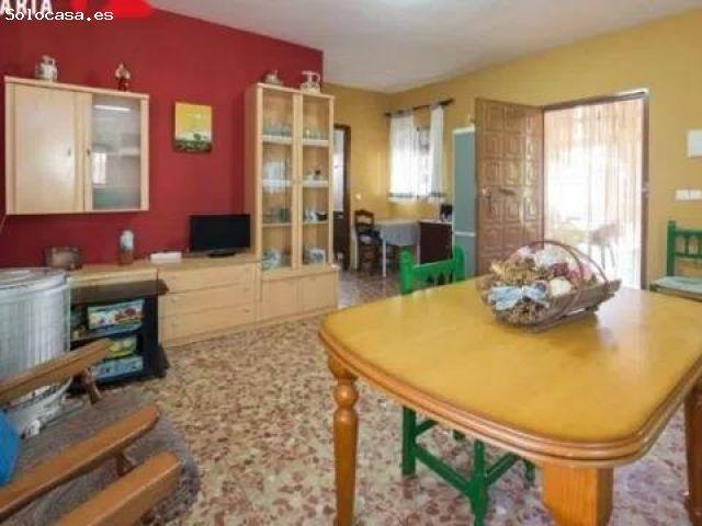 ? ¡Descubre esta encantadora Casa/Chalet independiente en Villarrubia!