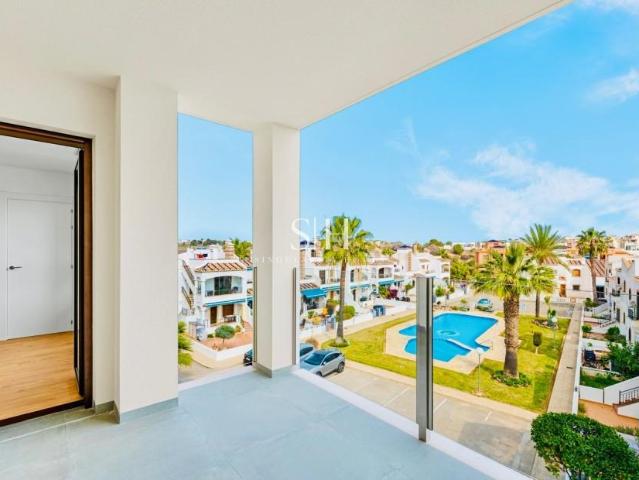 Descubre esta propiedad única en una de las zonas con mayor. 80m² Orihuela Costa