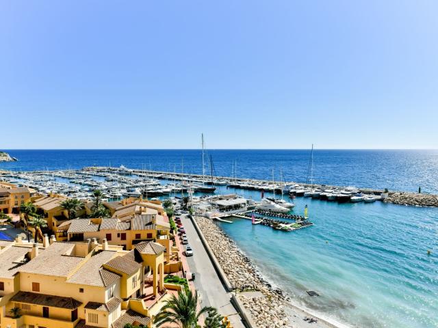 Descubre este magnífico apartamento situado en una de las zo. 95m² Altea