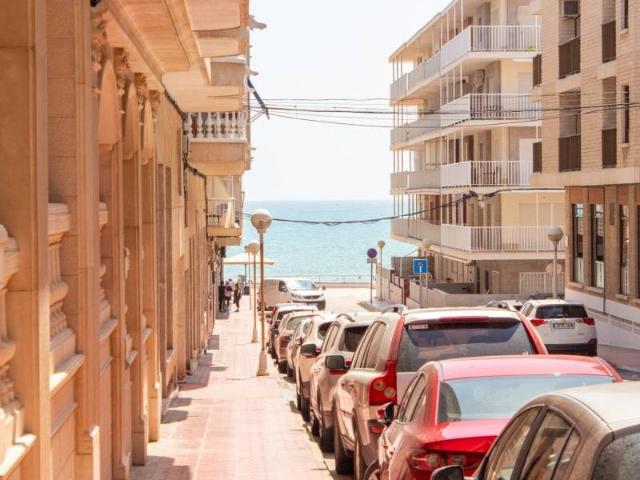 Descubre este acogedor apartamento en planta baja ubicado en. 124m² Guardamar del Segura