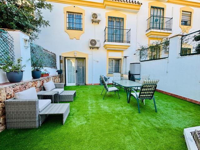 Descubre este encantador adosado ubicado en la exclusiva zon. 178m² Benalmádena