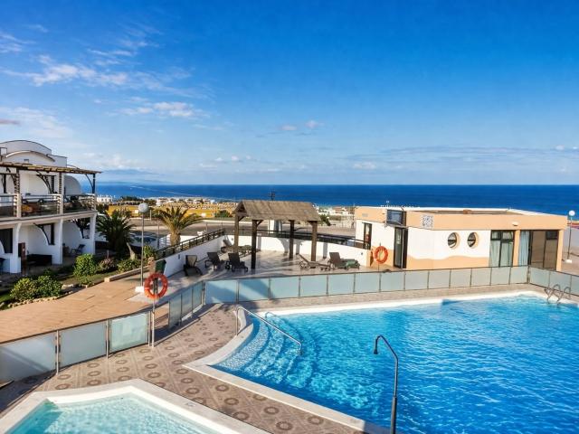 Descubre este encantador apartamento en planta baja, ubicado. 40m² Costa de Antigua