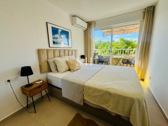 Descubre este luminoso apartamento situado en la prestigiosa. 85m² Torrevieja