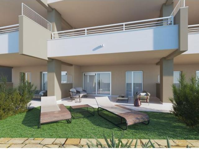 Descubre Sunny Golf: un paraíso residencial en Estepona