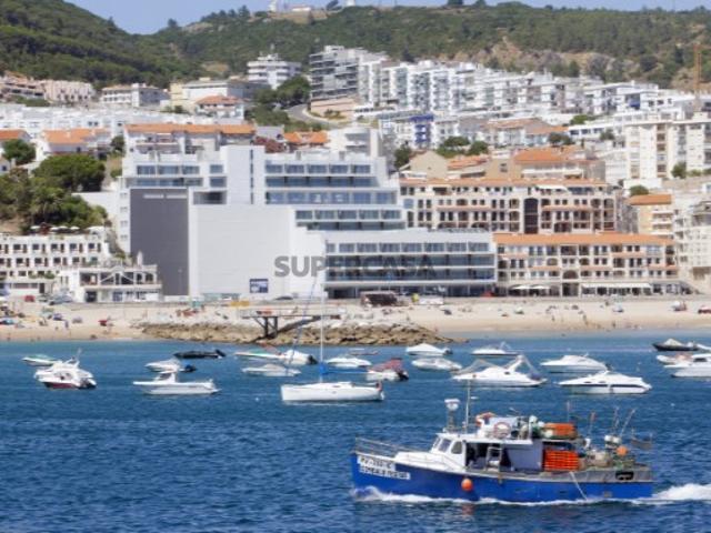 Apartamento T0 em Sesimbra com vista de mar varanda condomínio com piscina e garagem