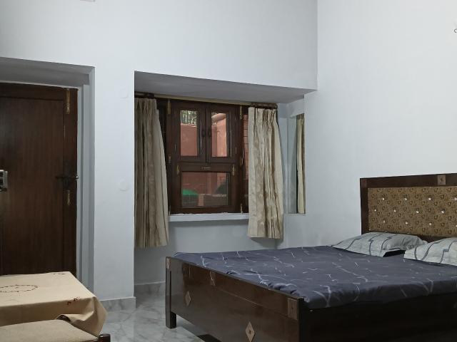 Deshbandhu Apartment 2 Bedroom 1550 Sq. Ft. Builder Floor in Kalkaji Delhi Listing ID: #9923